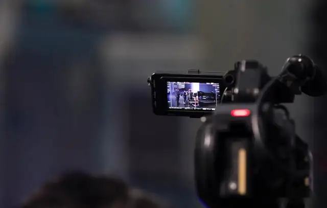 不实拍出镜做口播视频的玩法，AI人工智能帮你搞定